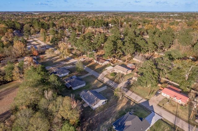 111 Hemlock Road, Lufkin, TX 75901