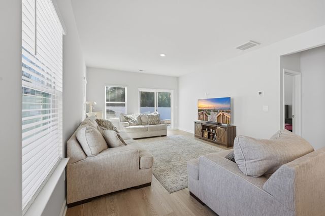 4100 Bayhill St., Myrtle Beach, SC 29579