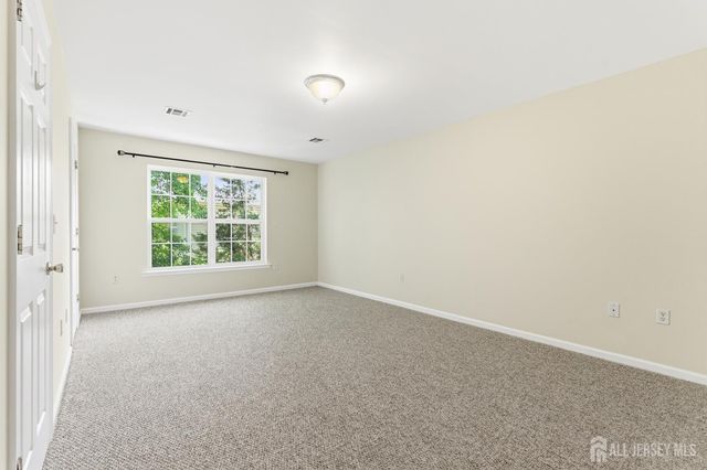 141 Forest Drive, Piscataway, NJ 08854