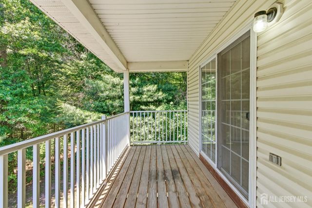 141 Forest Drive, Piscataway, NJ 08854