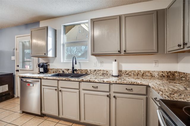 1964 Copper Mountain Drive, Fort Worth, TX 76247