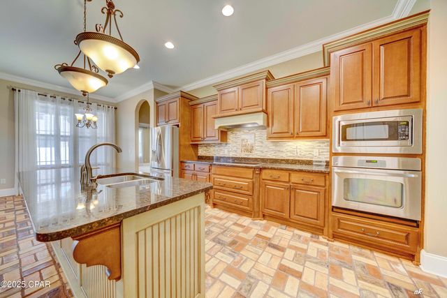 2816 Hawks Landing Boulevard, Panama City, FL 32405