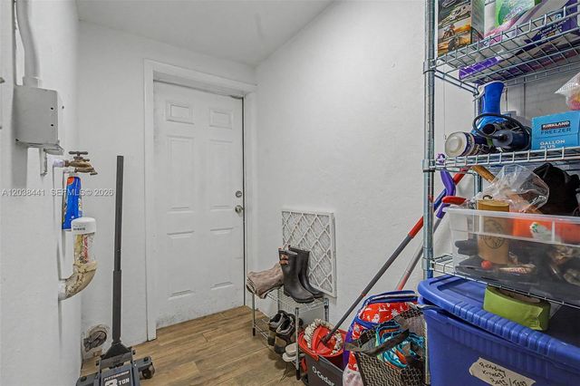 5910 SW 62nd Terrace 0, South Miami, FL 33143
