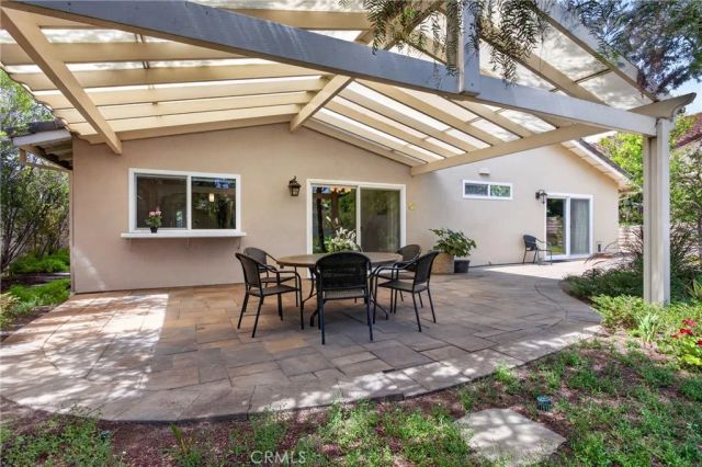 18590 Calle Vista Circle, Porter Ranch, CA 91326
