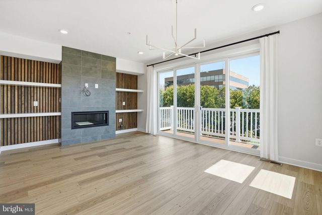 3599 ASTER ST, Fairfax, VA 22030