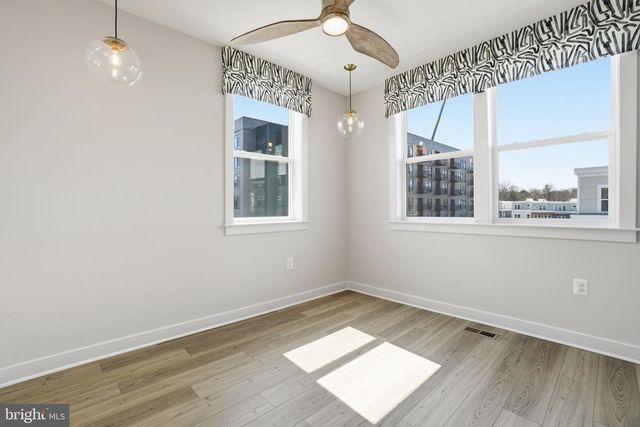 3599 ASTER ST, Fairfax, VA 22030