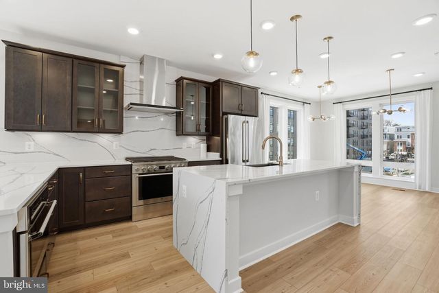 3599 ASTER ST, Fairfax, VA 22030