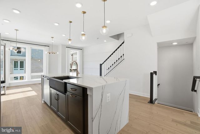 3599 ASTER ST, Fairfax, VA 22030