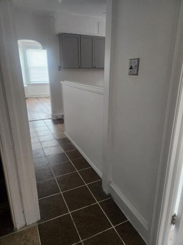 5415 DIAMOND ST, Philadelphia, PA 19131