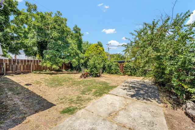 1800 Santa Clara St, Vallejo, CA 94590