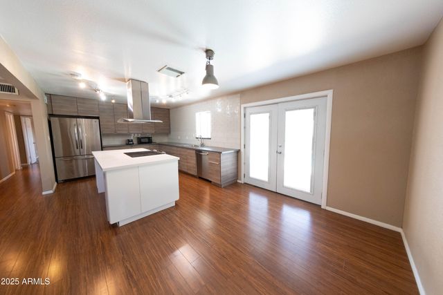 1149 W 10TH Street, Tempe, AZ 85281