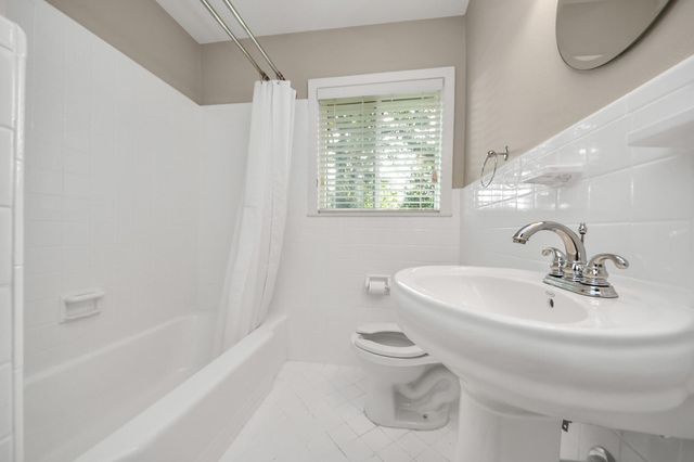 9535 Vogue Lane, Houston, TX 77080