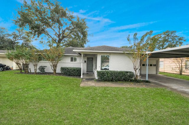 9535 Vogue Lane, Houston, TX 77080