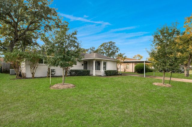 9535 Vogue Lane, Houston, TX 77080