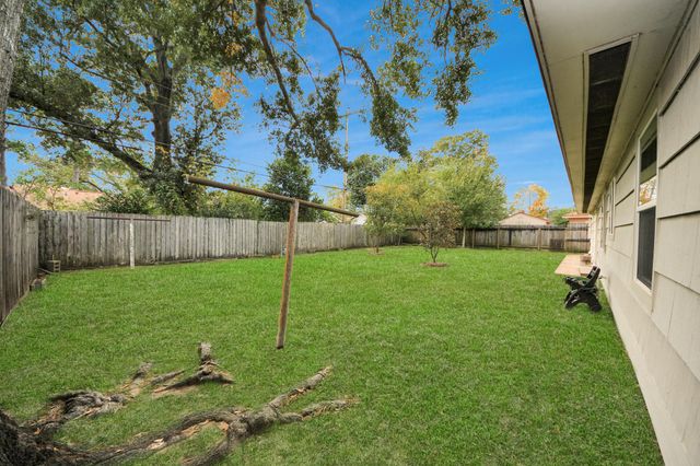 9535 Vogue Lane, Houston, TX 77080