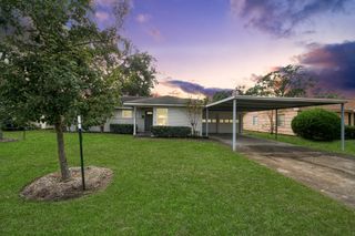 9535 Vogue Lane, Houston, TX 77080