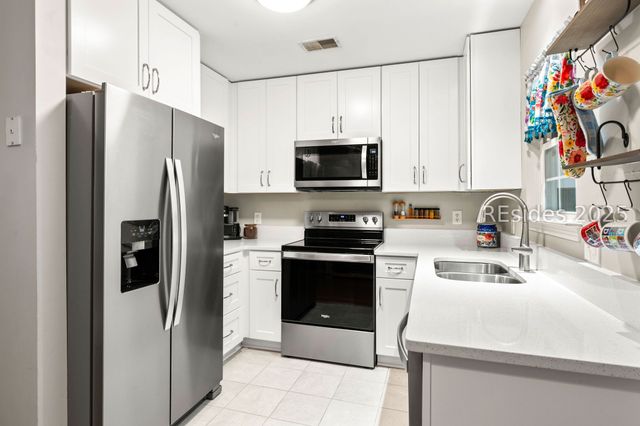 155 South St, Bluffton, SC 29910