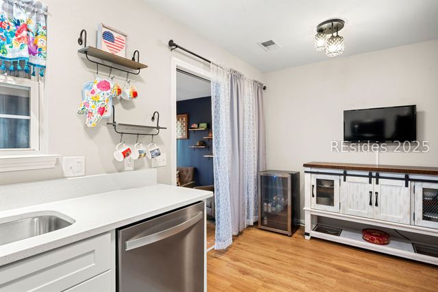 155 South St, Bluffton, SC 29910