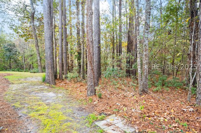 155 South St, Bluffton, SC 29910