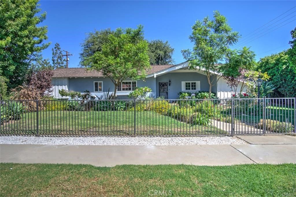 12472 Woodlawn, Tustin, CA 92780
