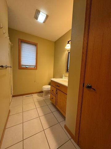 105 Priscilla Court, Mankato, MN 56001