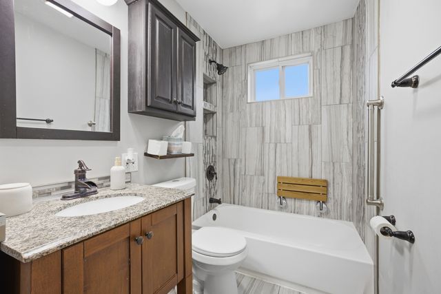 1207 Olive Road, Homewood, IL 60430