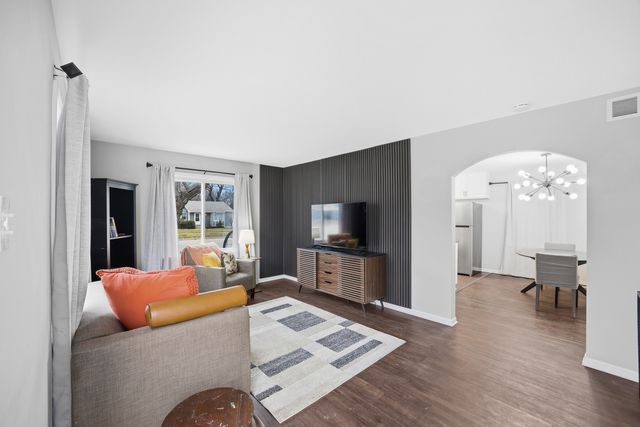 1207 Olive Road, Homewood, IL 60430