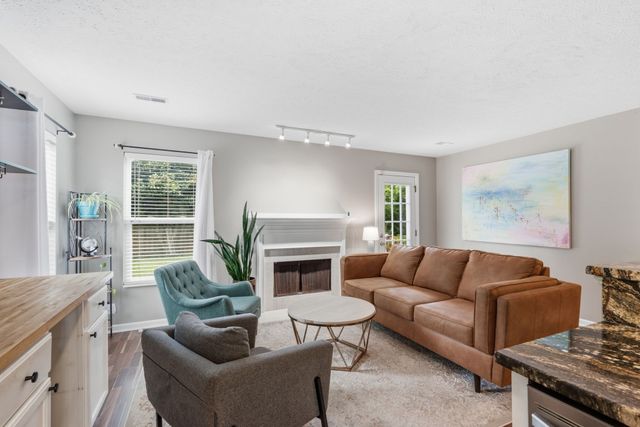 1804 Brookmeadow Ln, Hermitage, TN 37076