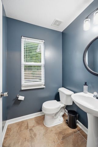 1804 Brookmeadow Ln, Hermitage, TN 37076