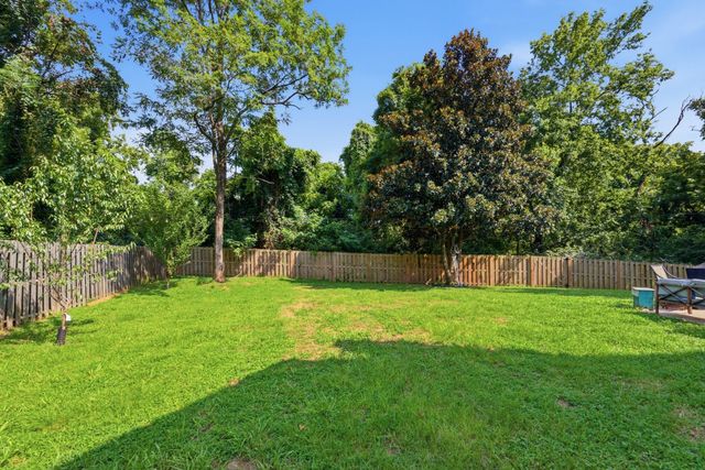 1804 Brookmeadow Ln, Hermitage, TN 37076
