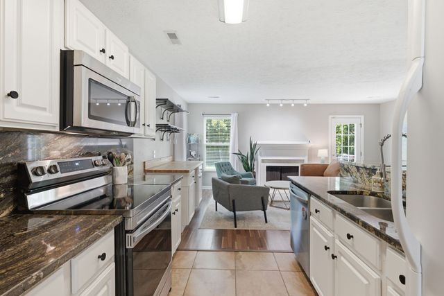 1804 Brookmeadow Ln, Hermitage, TN 37076