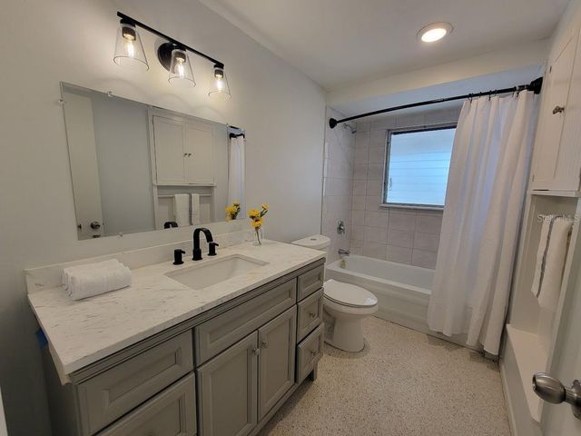 401 SUNNYSIDE DRIVE, Venice, FL 34293