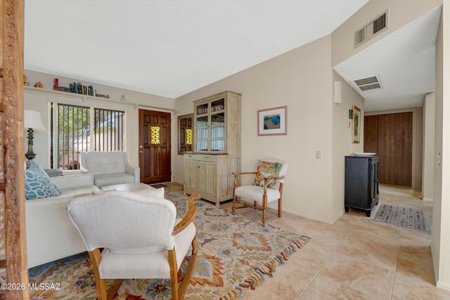 952 W Camino Asturias, Green Valley, AZ 85622