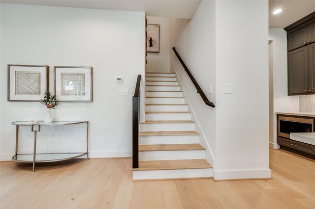 1822 Branard Street B, Houston, TX 77098