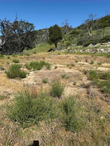 109 Trampa Canyon Road, Carmel Valley, CA 93924