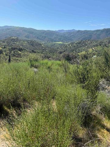 109 Trampa Canyon Road, Carmel Valley, CA 93924