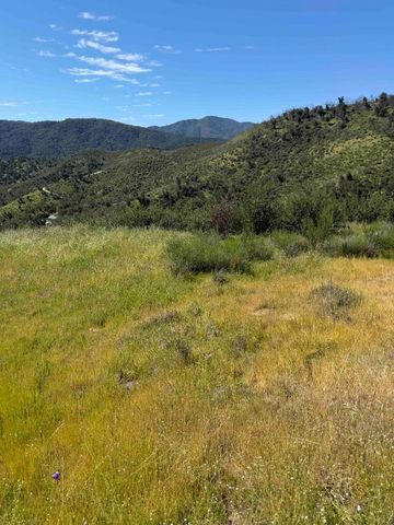 109 Trampa Canyon Road, Carmel Valley, CA 93924