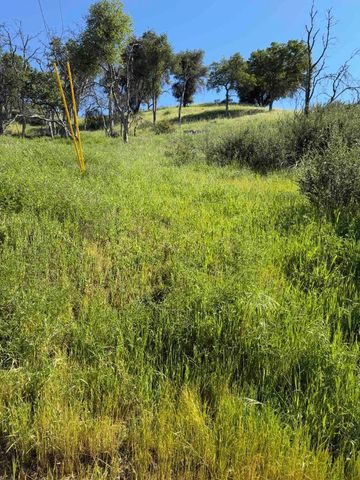 109 Trampa Canyon Road, Carmel Valley, CA 93924