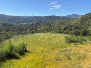 109 Trampa Canyon Road, Carmel Valley, CA 93924