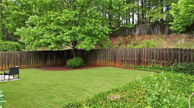 222 Weatherstone Pointe Drive, Woodstock, GA 30188