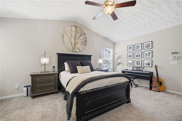 222 Weatherstone Pointe Drive, Woodstock, GA 30188