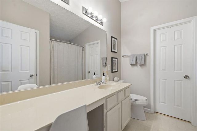 222 Weatherstone Pointe Drive, Woodstock, GA 30188