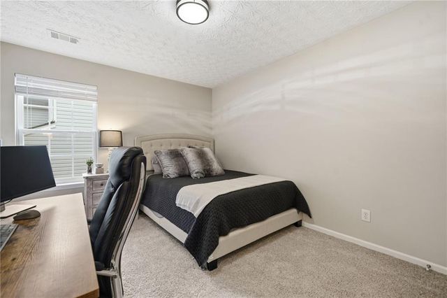 222 Weatherstone Pointe Drive, Woodstock, GA 30188