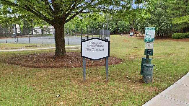 222 Weatherstone Pointe Drive, Woodstock, GA 30188