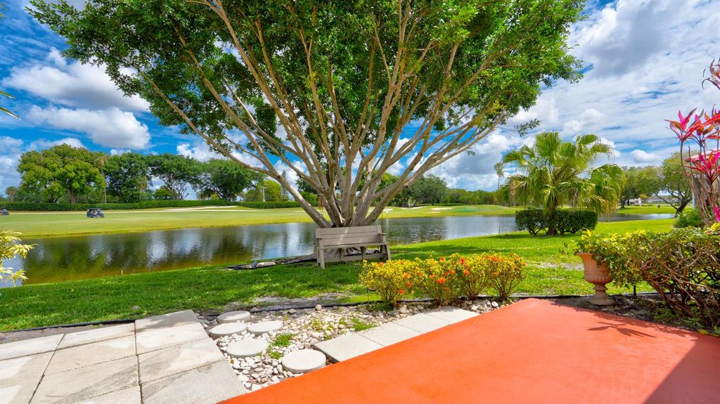 6120 Bear Creek Court, Lake Worth, FL 33467