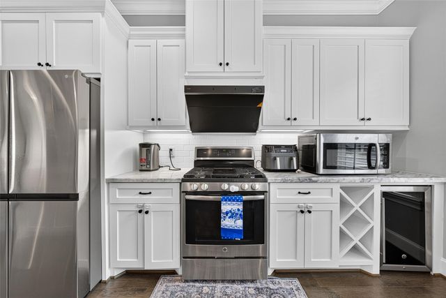 2502 Radcliffe Street, Houston, TX 77007
