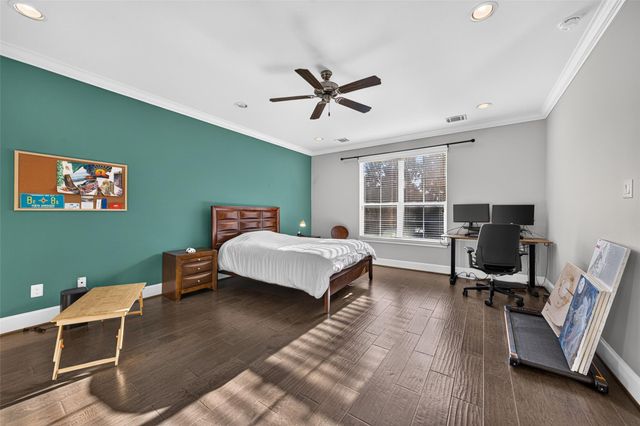 2502 Radcliffe Street, Houston, TX 77007