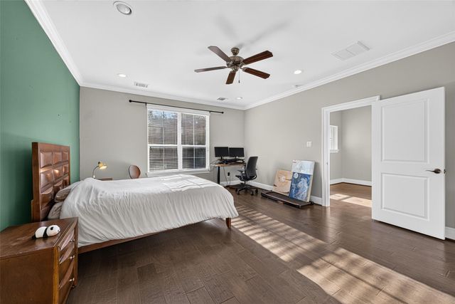 2502 Radcliffe Street, Houston, TX 77007