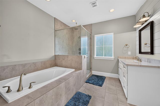 2502 Radcliffe Street, Houston, TX 77007