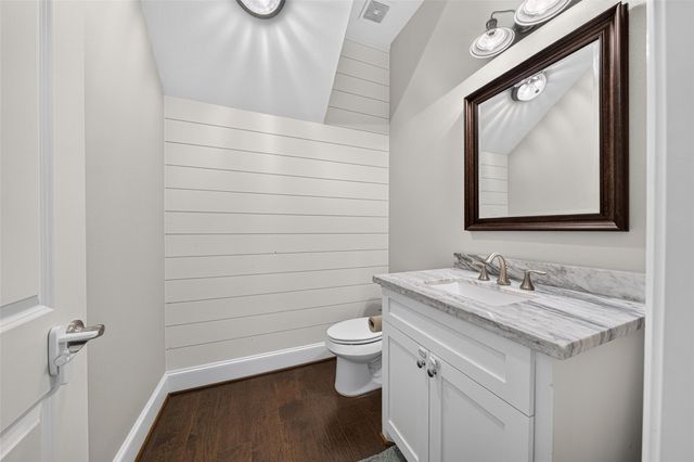 2502 Radcliffe Street, Houston, TX 77007